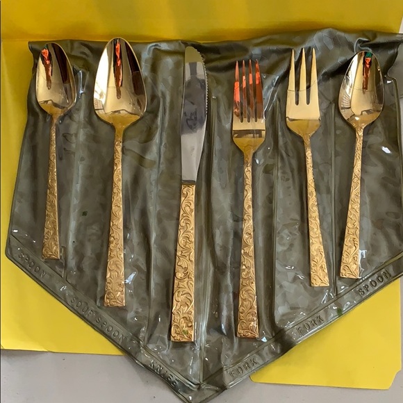 6 piece PLACE-SETTING(s) - Picture 3 of 8